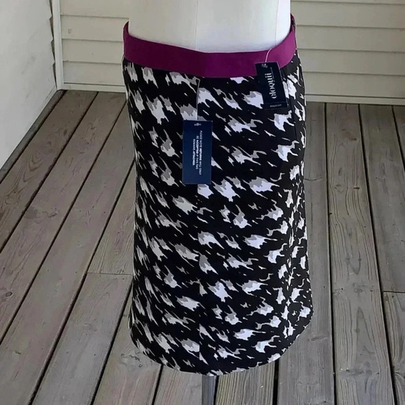 Eloquii Skirt Scuba Stretch Heavyweight Plus Sz 18W Black Geometric The Limited - Picture 3 of 8